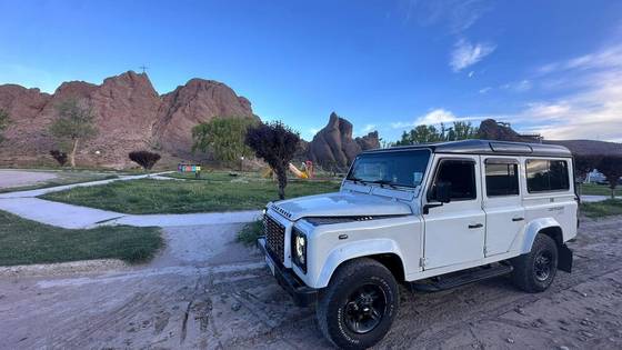 LAND ROVER DEFENDER 2.5 CSW 110 4X4 TURBO DIESEL 4P MANUAL